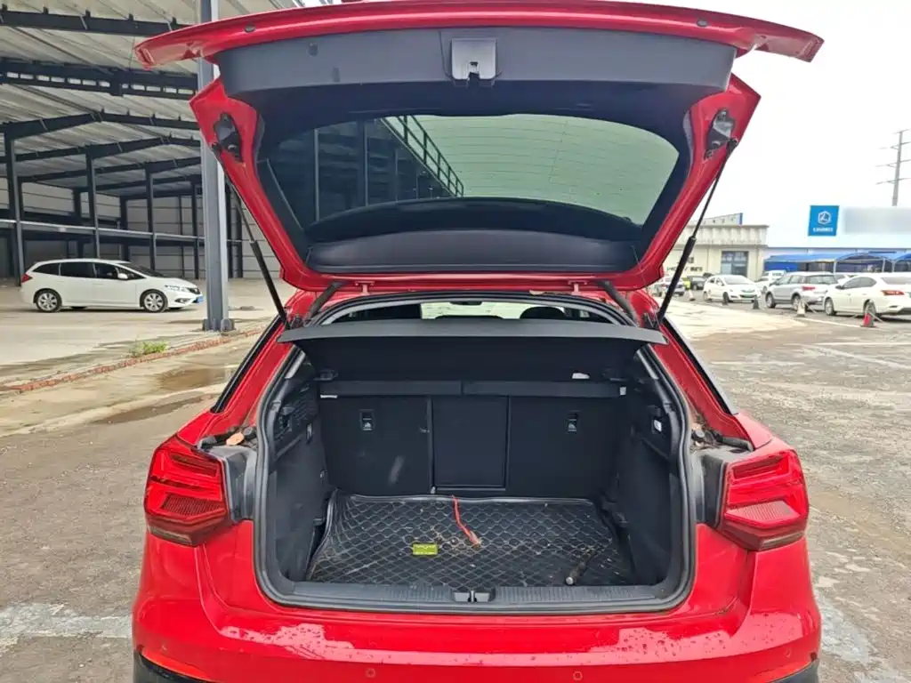Audi Q2L — миниатюра 19