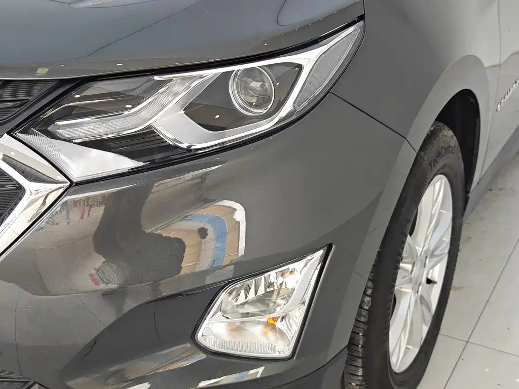 Chevrolet Equinox — миниатюра 12