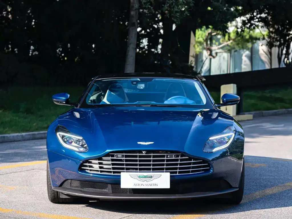 Aston Martin DB11 4.0T V8 Volante, фото 2
