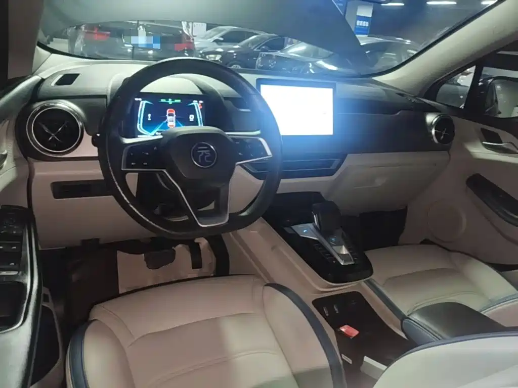 BYD Yuan Pro — миниатюра 10