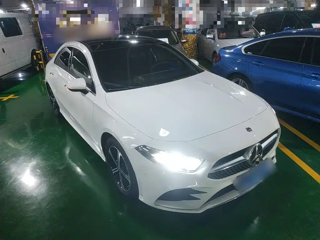 MERCEDES-BENZ A CLASS