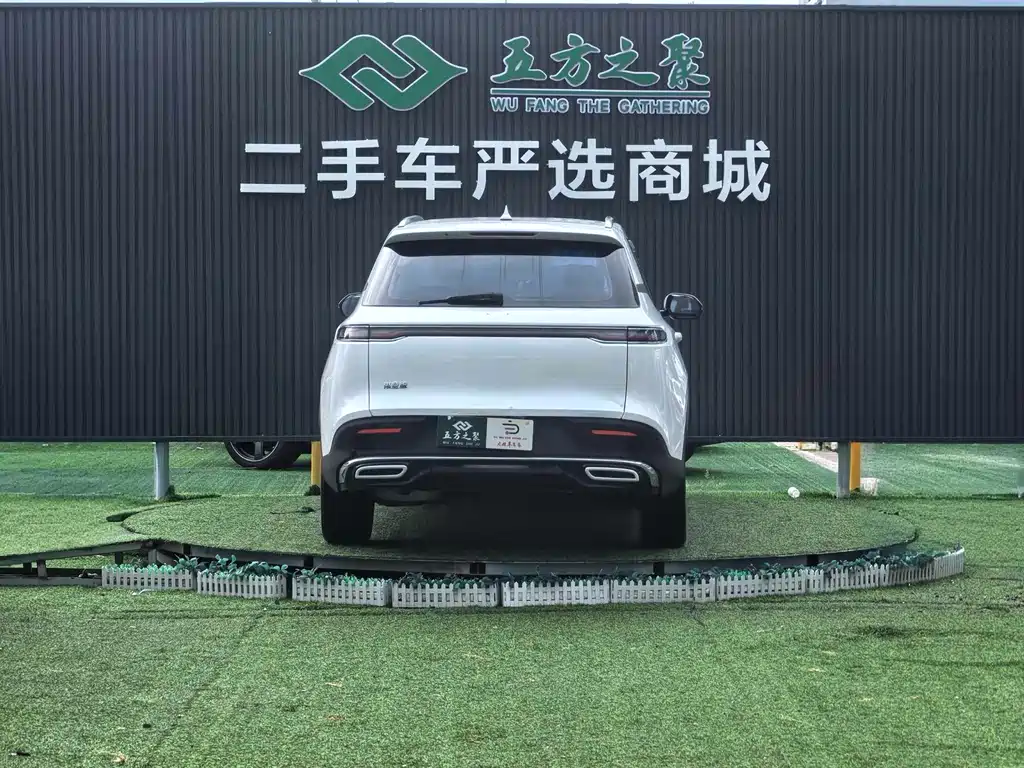 Wuling Xingyun — миниатюра 17