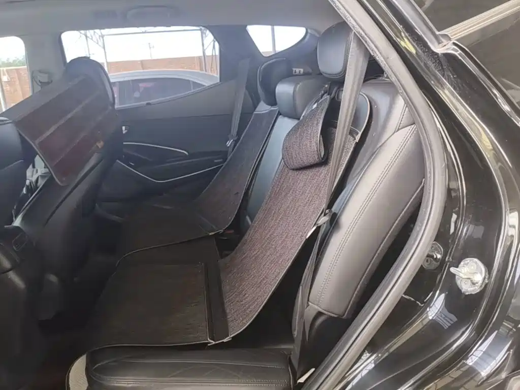 Hyundai Santa Fe — миниатюра 22