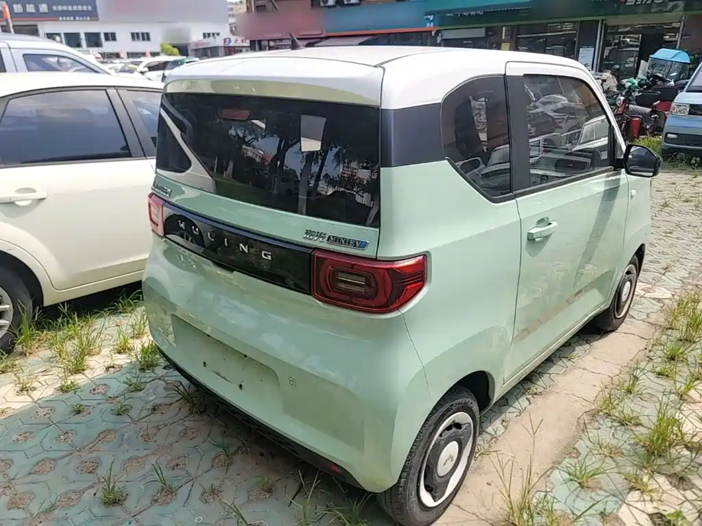 Wuling MINIEV — миниатюра 7