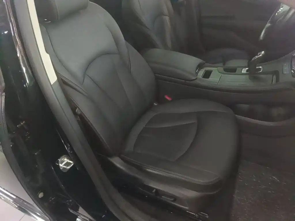 Buick LaCrosse — миниатюра 25
