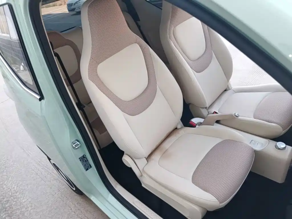 Wuling MINIEV — миниатюра 25