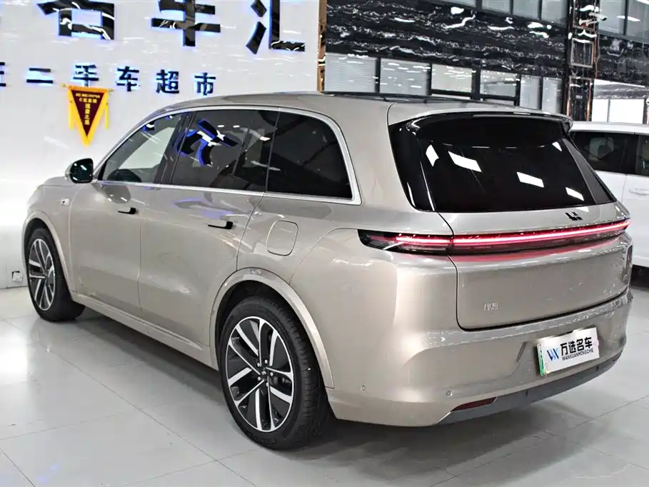 Li Auto IDEAL L8