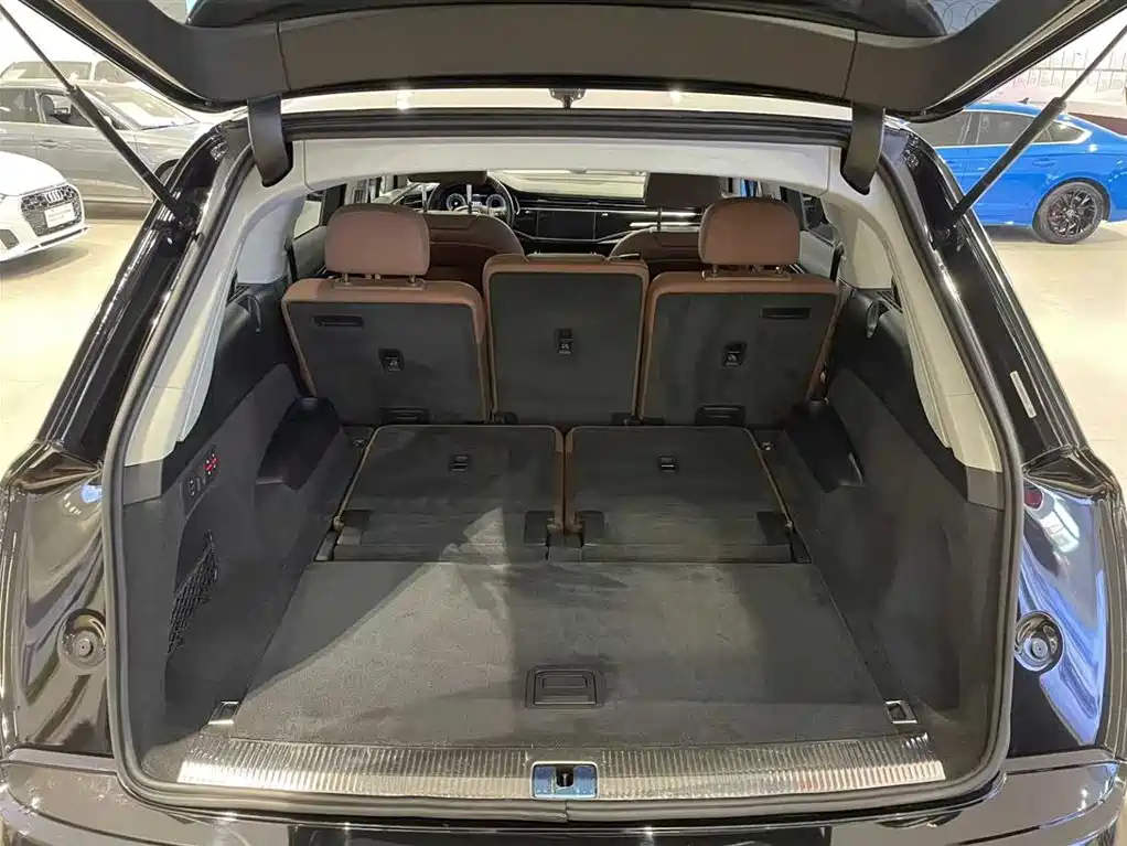 Audi Q7 2020 55 TFSI quattro S line Sport