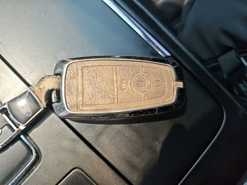 Ford Mondeo — миниатюра 9