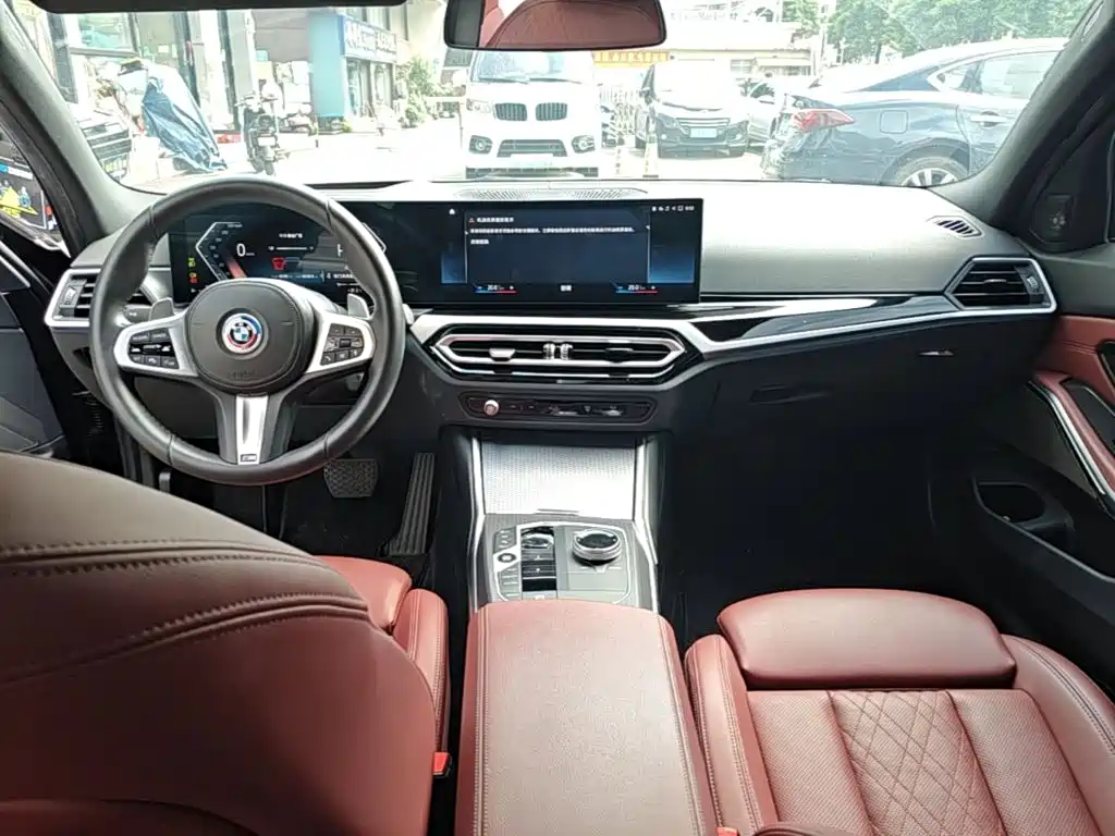 BMW 3 Series — миниатюра 10
