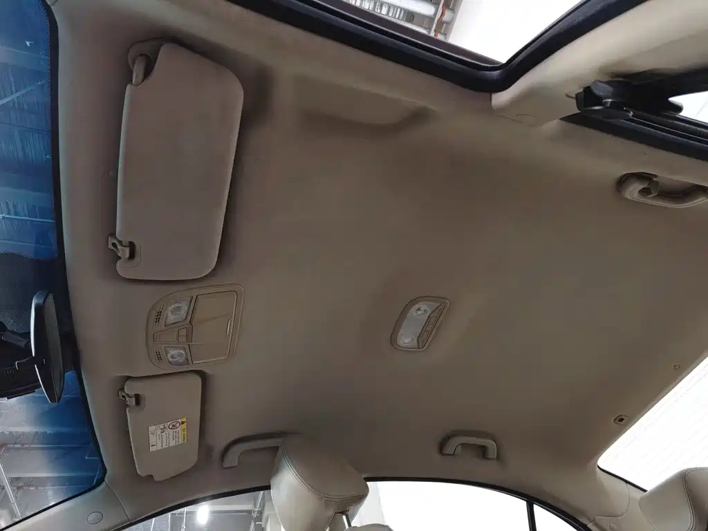 Geely Emgrand — миниатюра 14