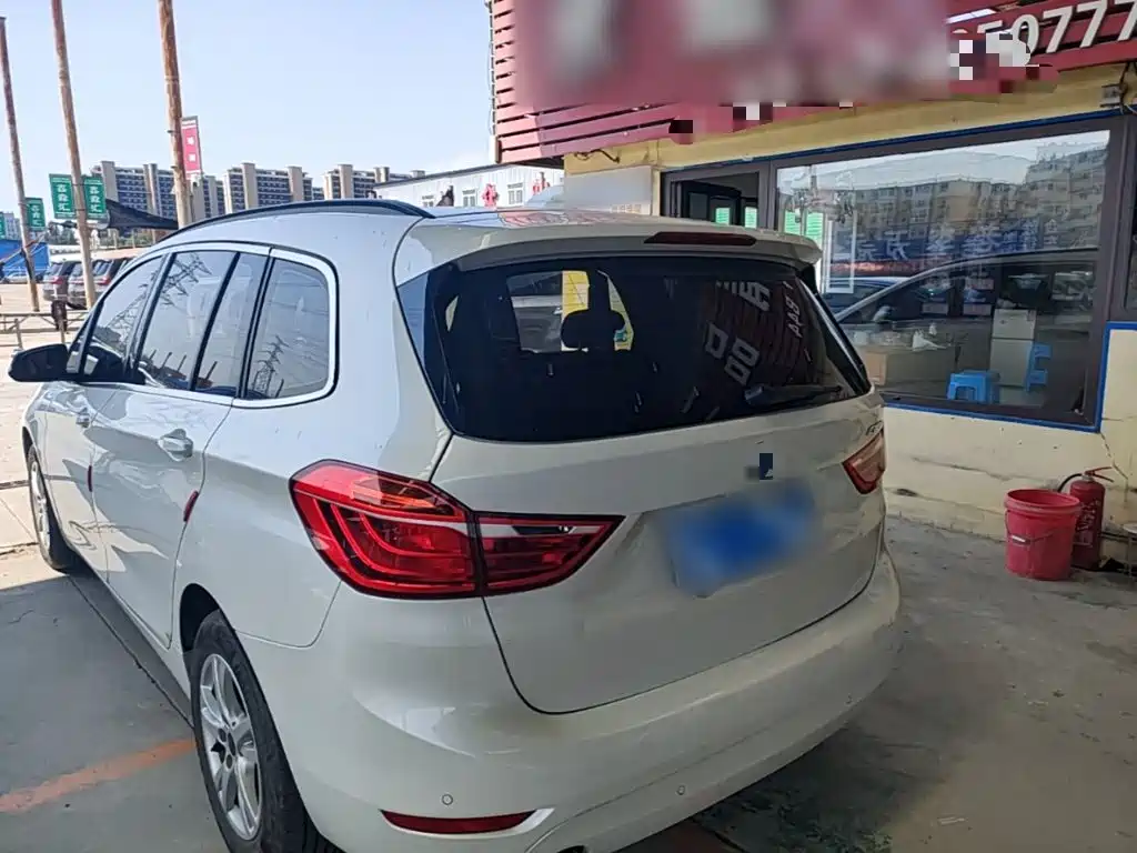 BMW 2 Series Gran Tourer — миниатюра 5