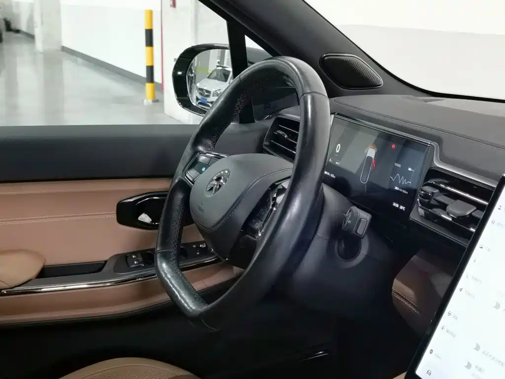 NIO ES8 — миниатюра 22