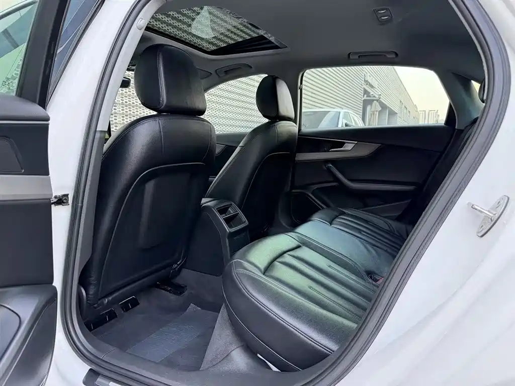 Audi A4L — миниатюра 11