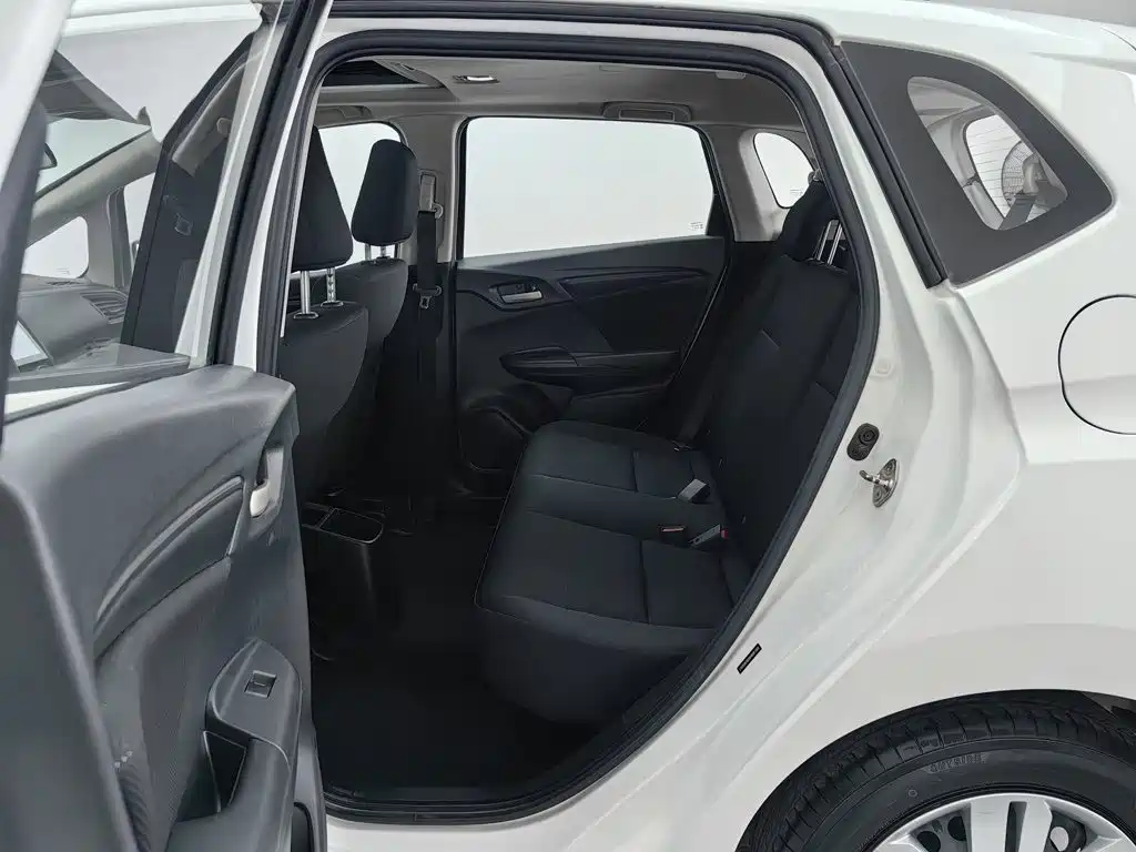 Honda Fit — миниатюра 15