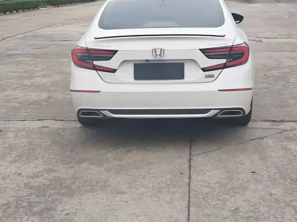 Honda Accord — миниатюра 7