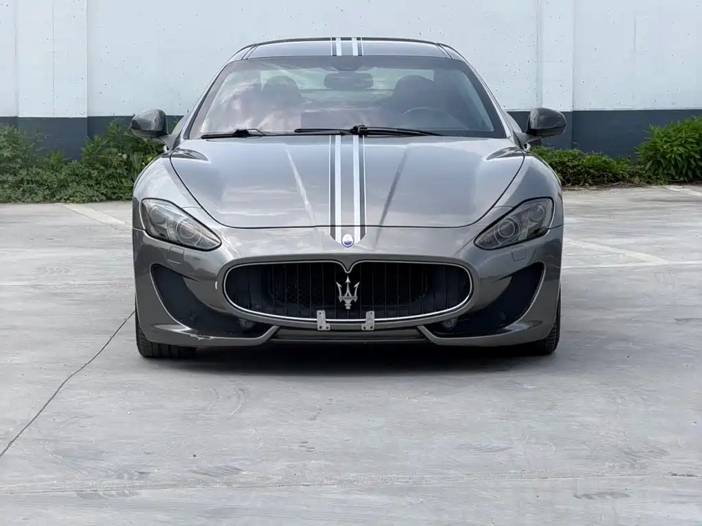 Maserati GranTurismo 2013 4.7L Sport F1