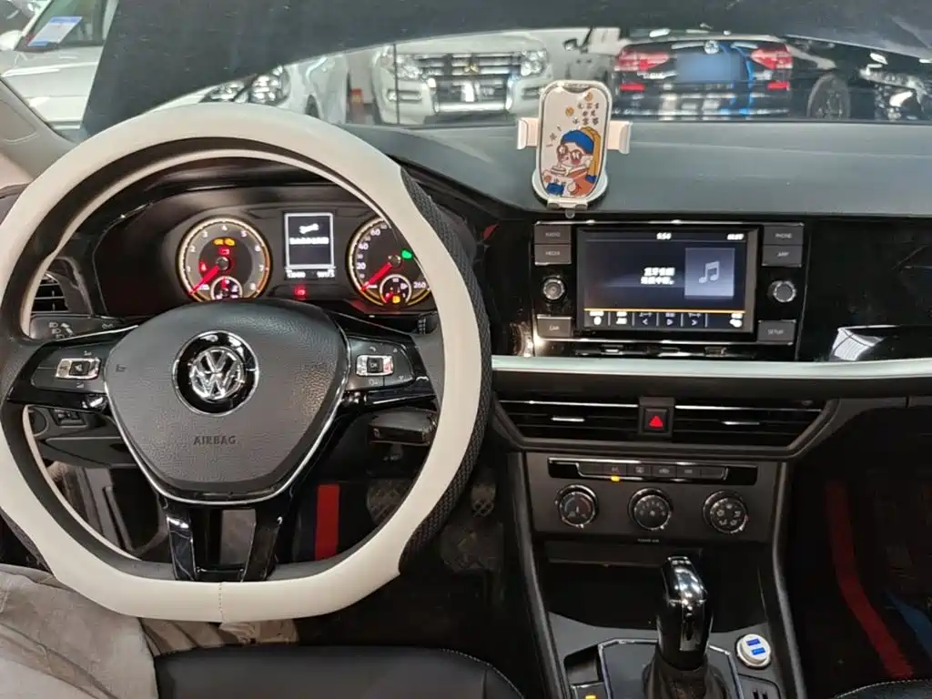Volkswagen Lavida — миниатюра 10