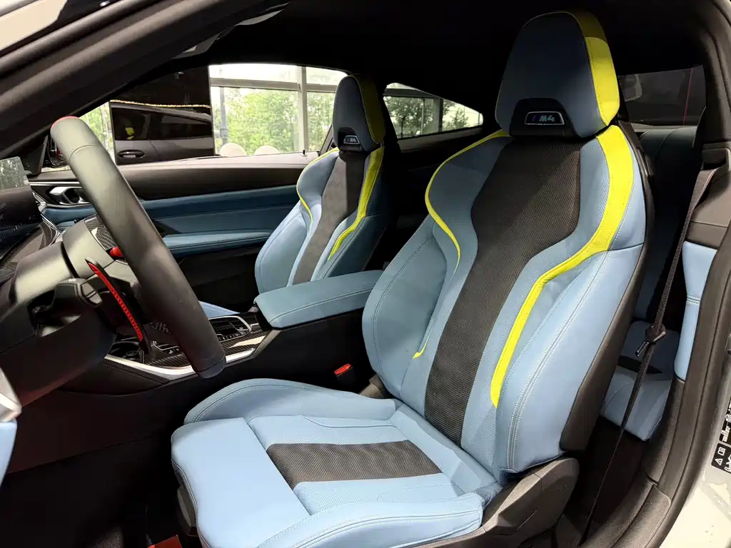 BMW M4 — миниатюра 8
