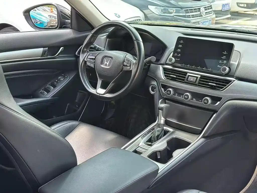 Honda Accord — миниатюра 5