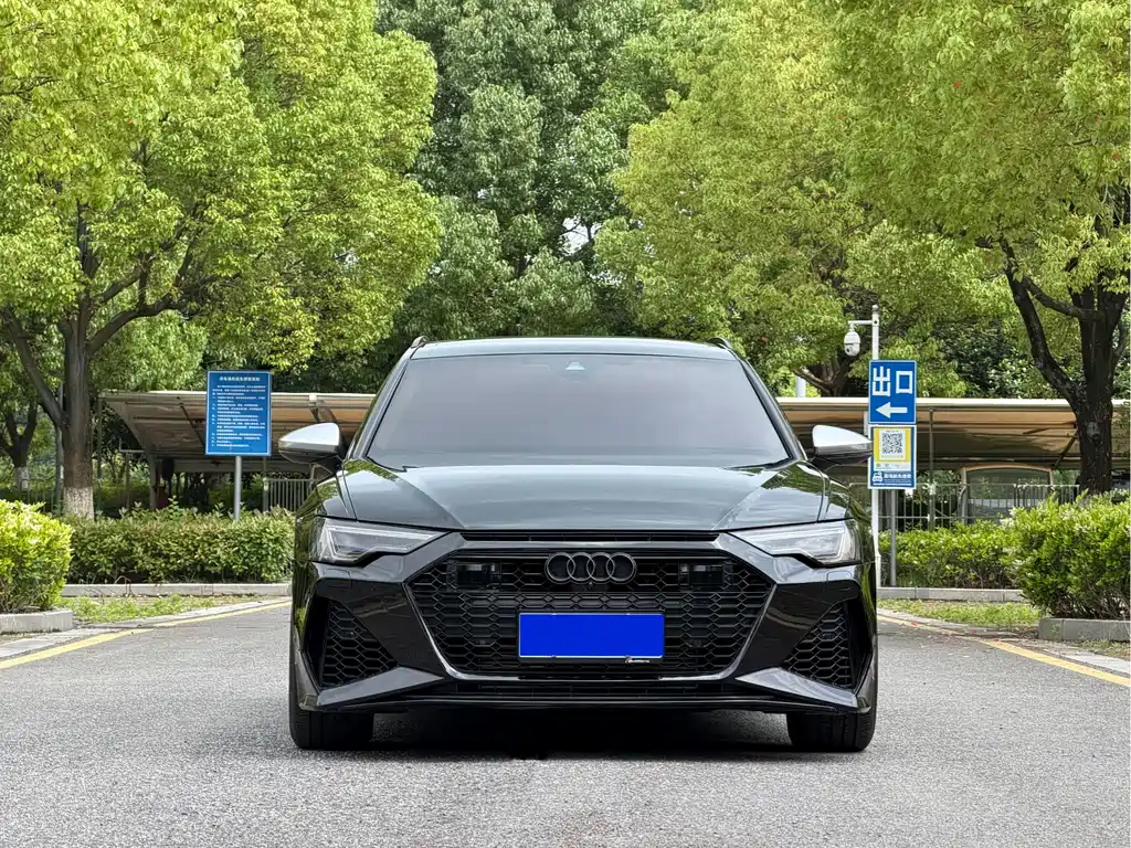 Audi A6 2024 Avant 45 TFSI