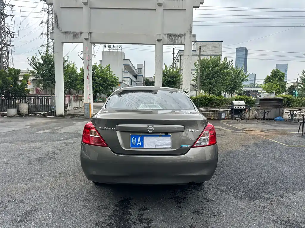 Nissan Sunny 2011 1.5XE CVT Comfort