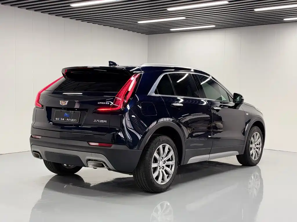 Cadillac XT4 — миниатюра 7