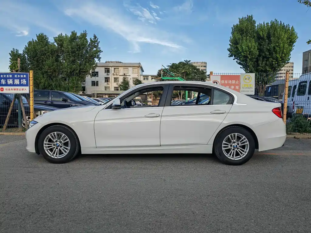 BMW 3 Series — миниатюра 14