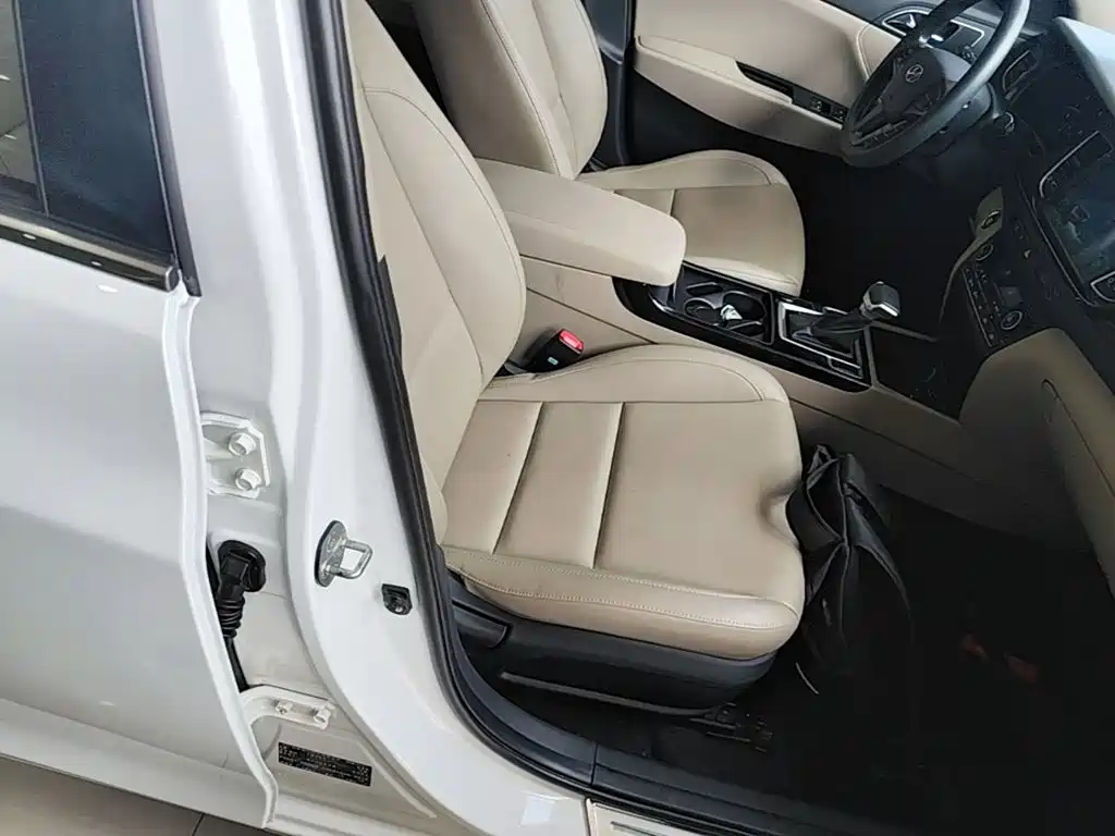Hyundai Mistra — миниатюра 25
