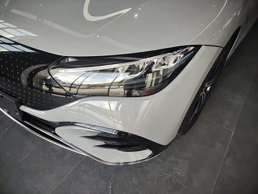Mercedes-Benz EQE — миниатюра 24