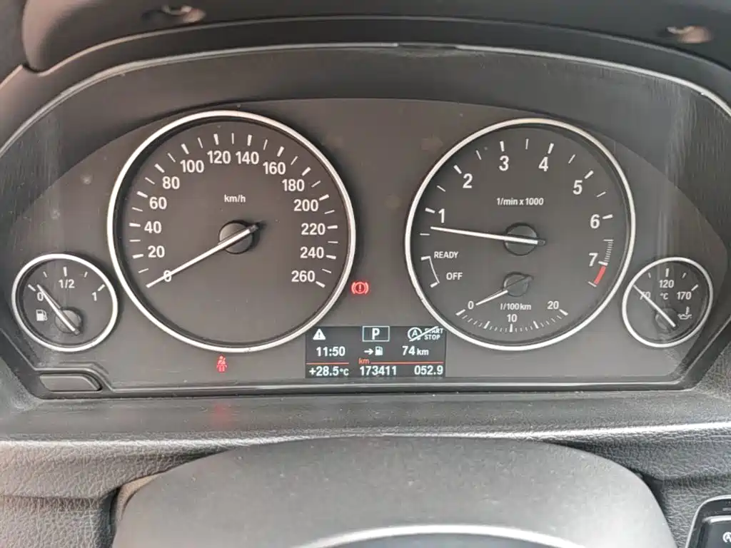 BMW 3 Series — миниатюра 12