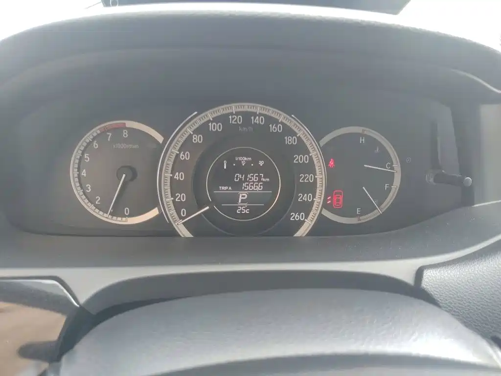Honda Accord — миниатюра 8