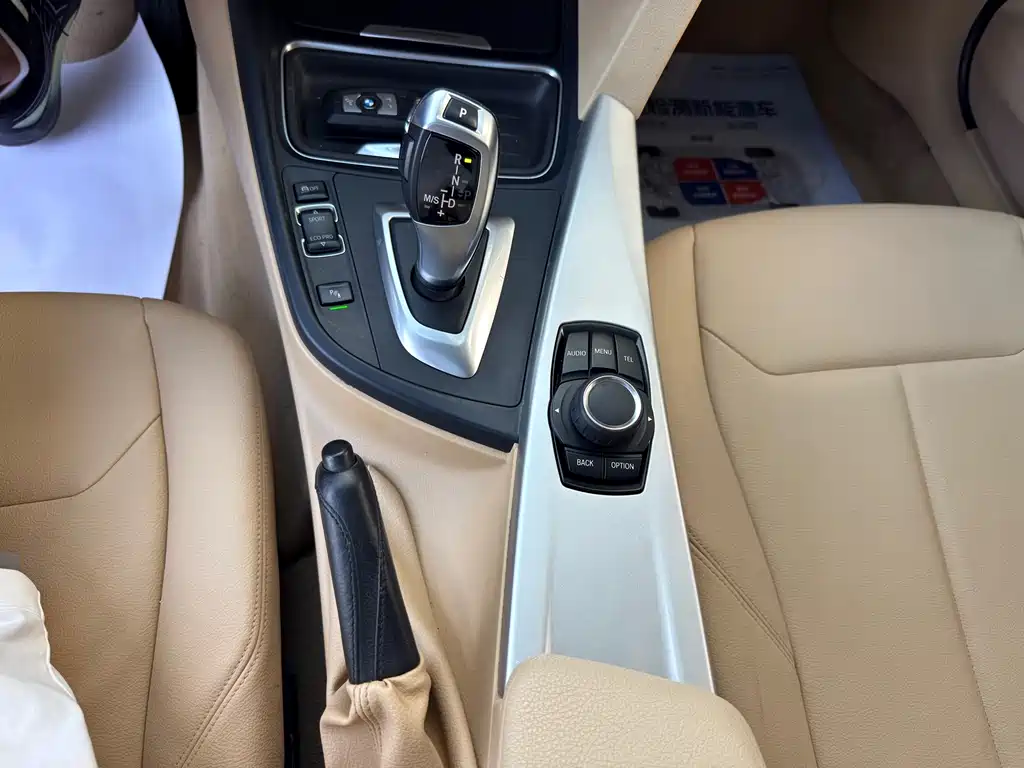 BMW 3 Series — миниатюра 9