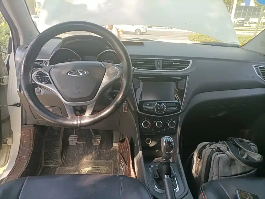 Chery Arrizo 3 — миниатюра 10
