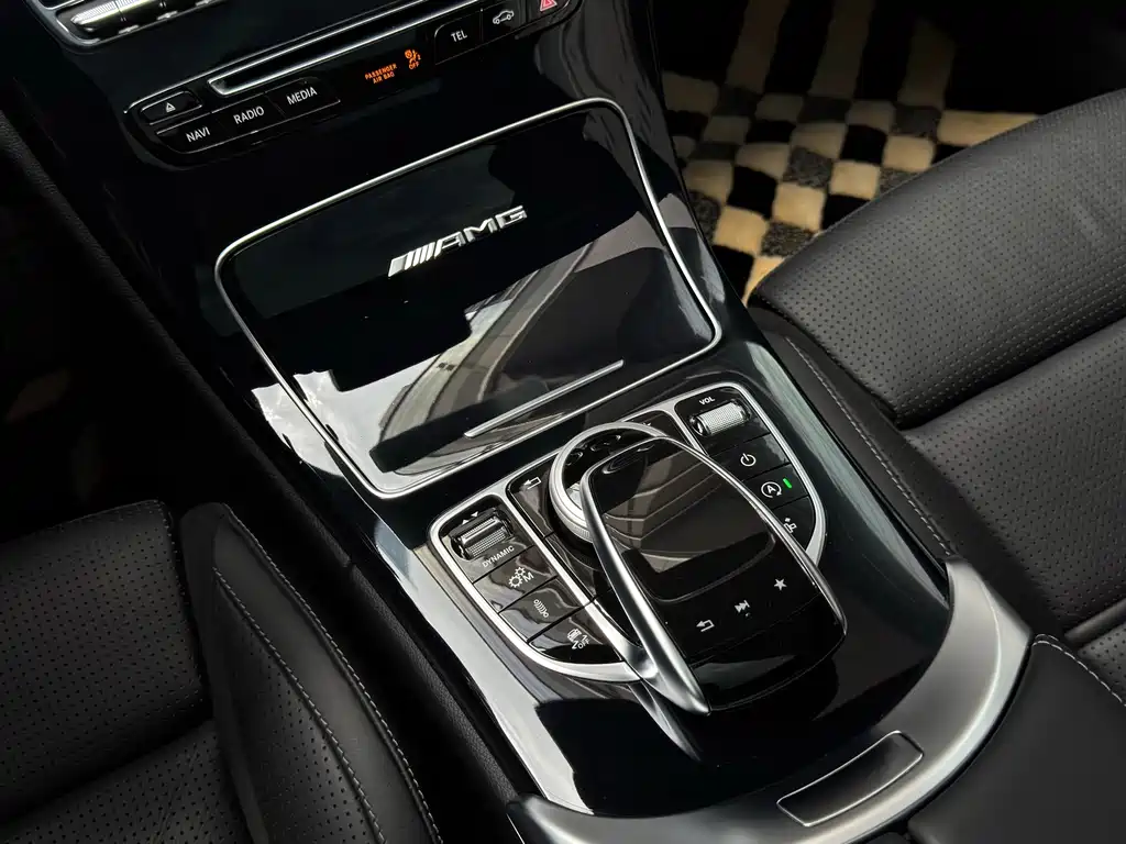 Mercedes-Benz C-Class AMG — миниатюра 12