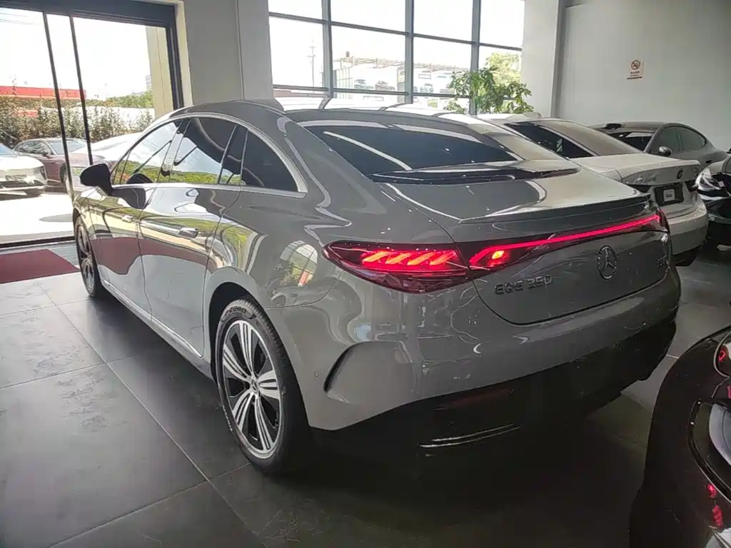 Mercedes-Benz EQE — миниатюра 5