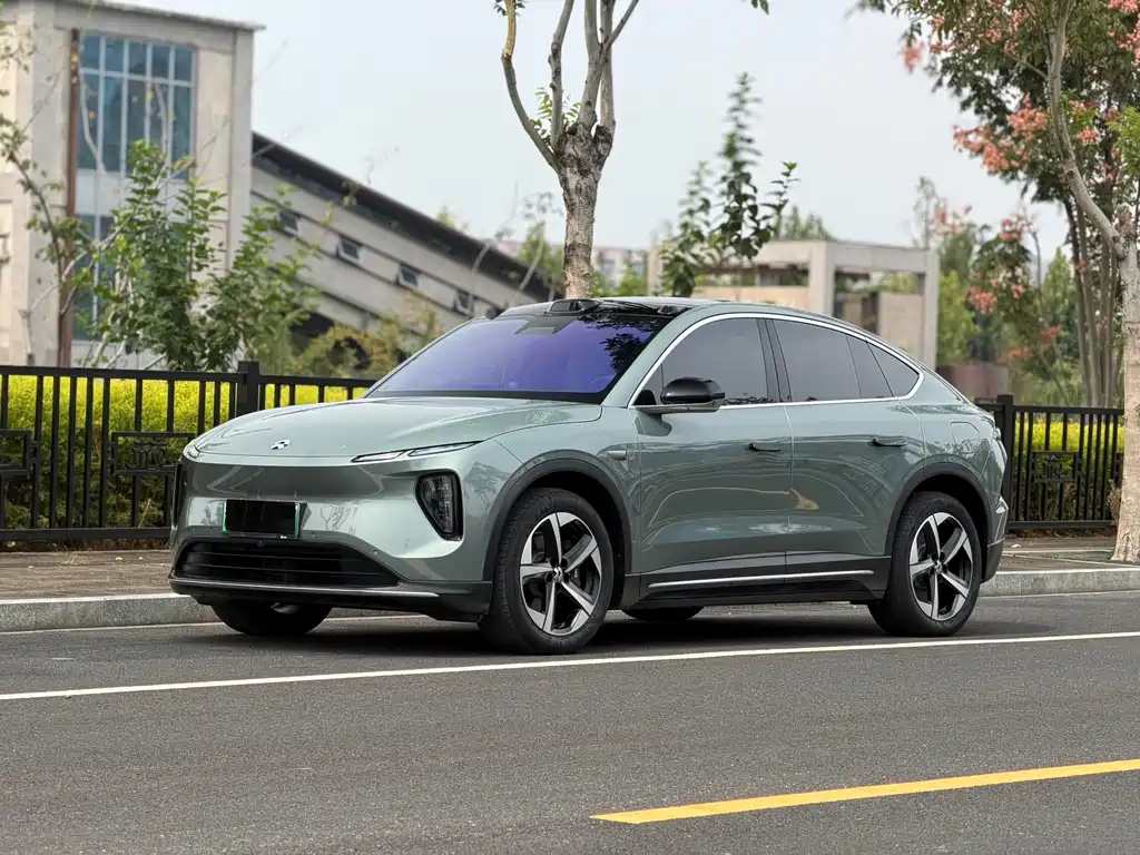 NIO EC6