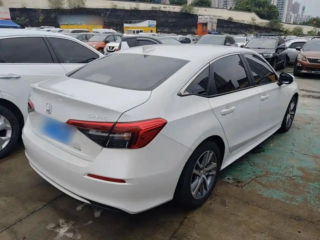 Honda Civic — миниатюра 7