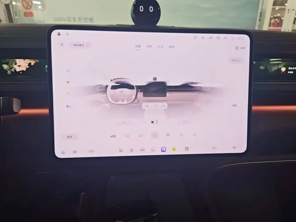 NIO ES8 — миниатюра 13