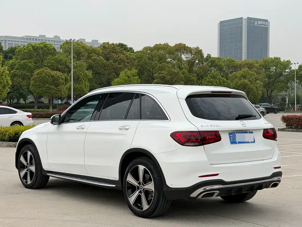 Mercedes-Benz GLC — миниатюра 5