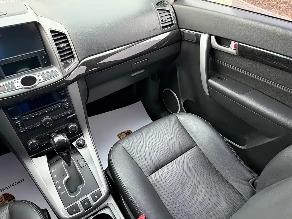 Chevrolet Captiva — миниатюра 17