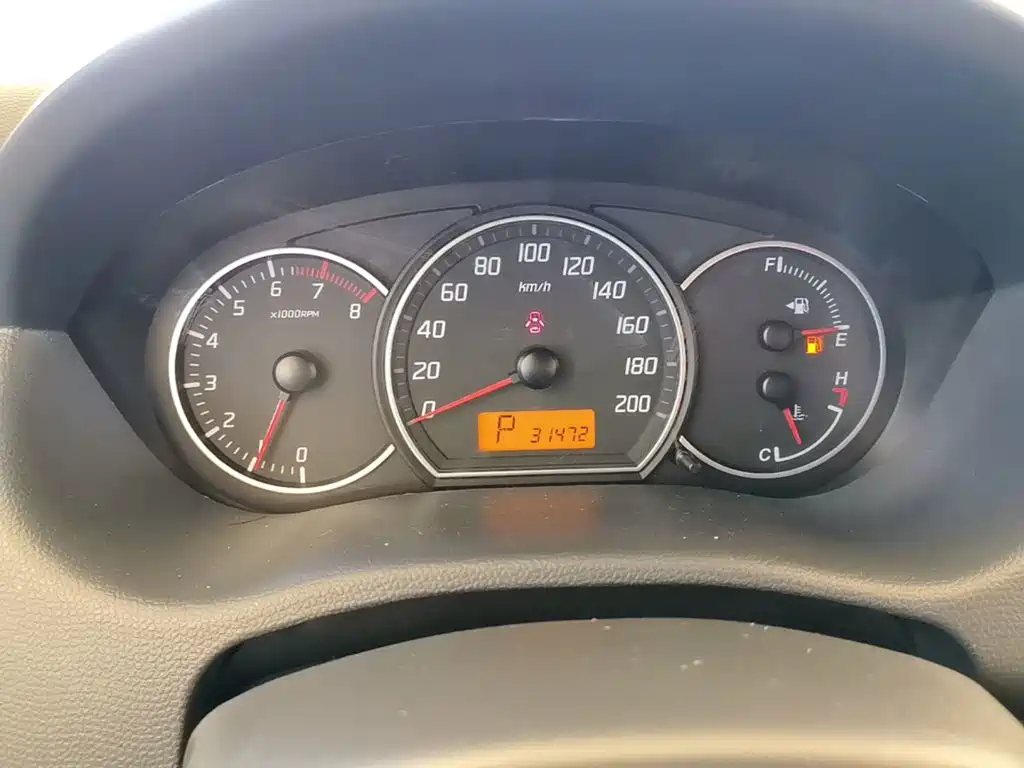 Suzuki Swift — миниатюра 12