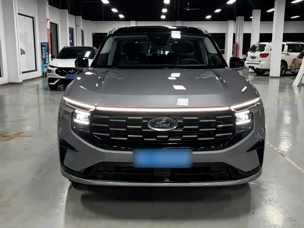 Ford Edge — миниатюра 8