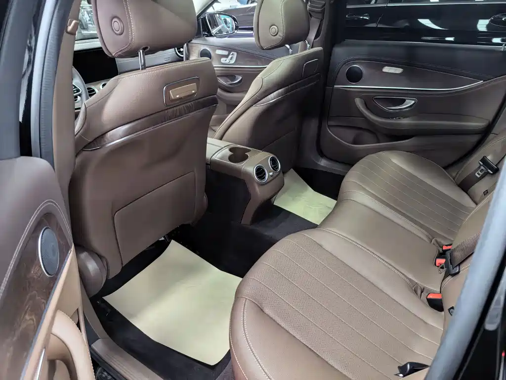 Mercedes-Benz E-Class E 2020 E 300 L Fashion