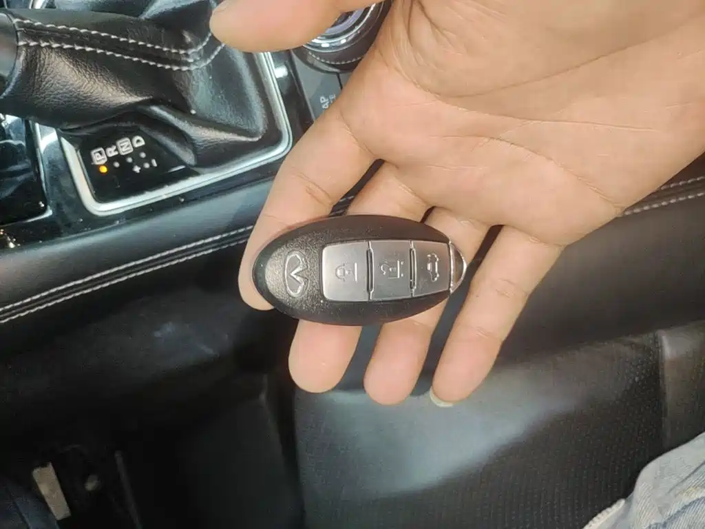 Infiniti Q50L — миниатюра 9