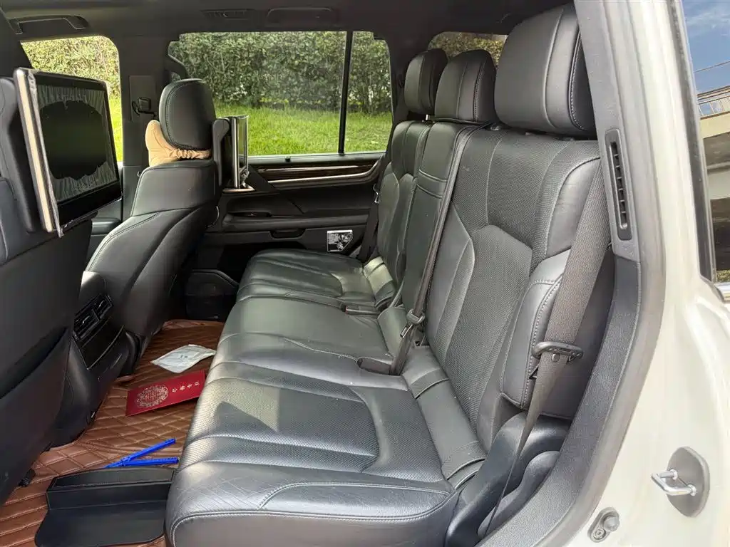 Lexus LX 2017 570 Luxury