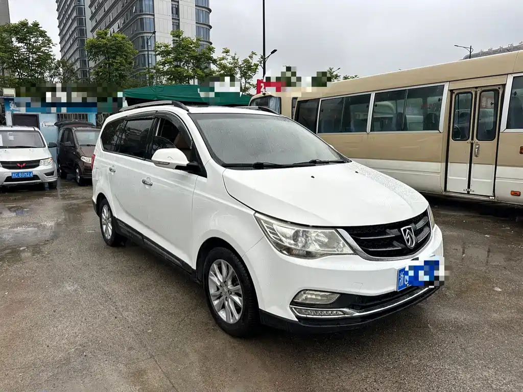 Baojun 730 — миниатюра 2