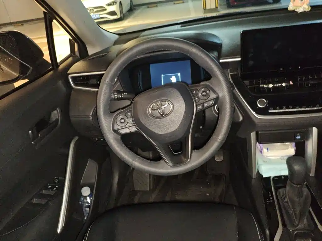 Toyota Corolla Cross — миниатюра 6