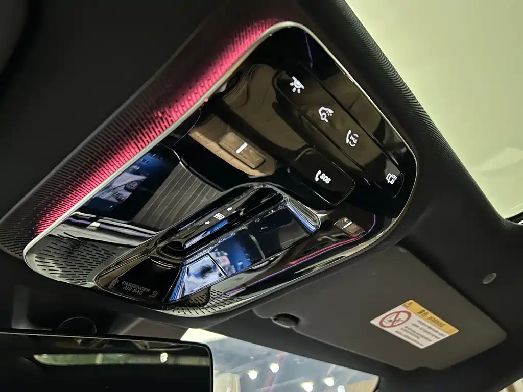 Mercedes-Benz E-Class — миниатюра 15