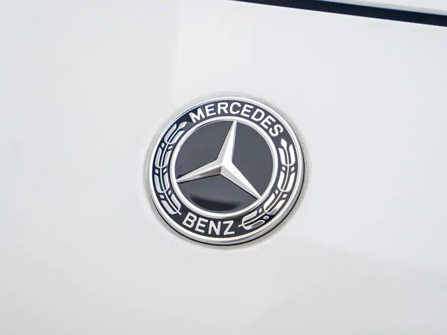 Mercedes-Benz C-Class — миниатюра 10